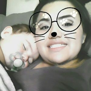 Meet your Posher, Nicole